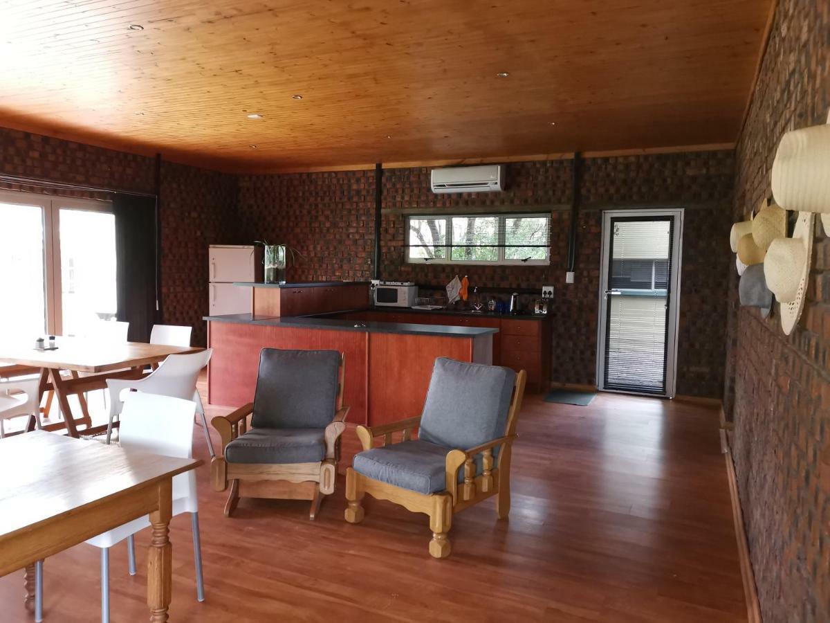 Trompsburg En Route Guest House מראה חיצוני תמונה